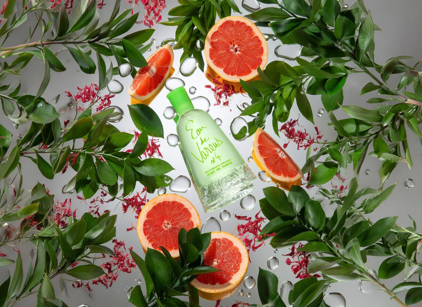Eau de Varens n°4 with grapefruit and leaves